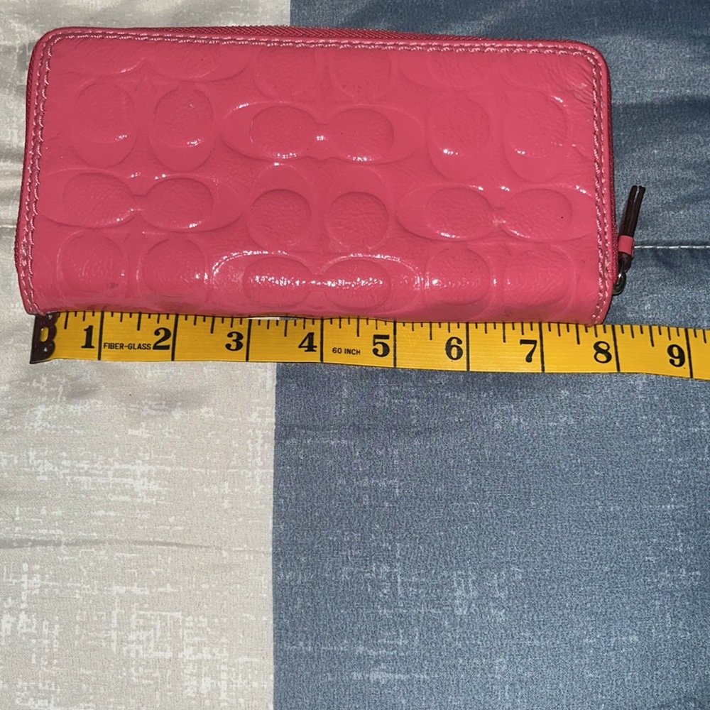 Wallet - Picture 2 of 7